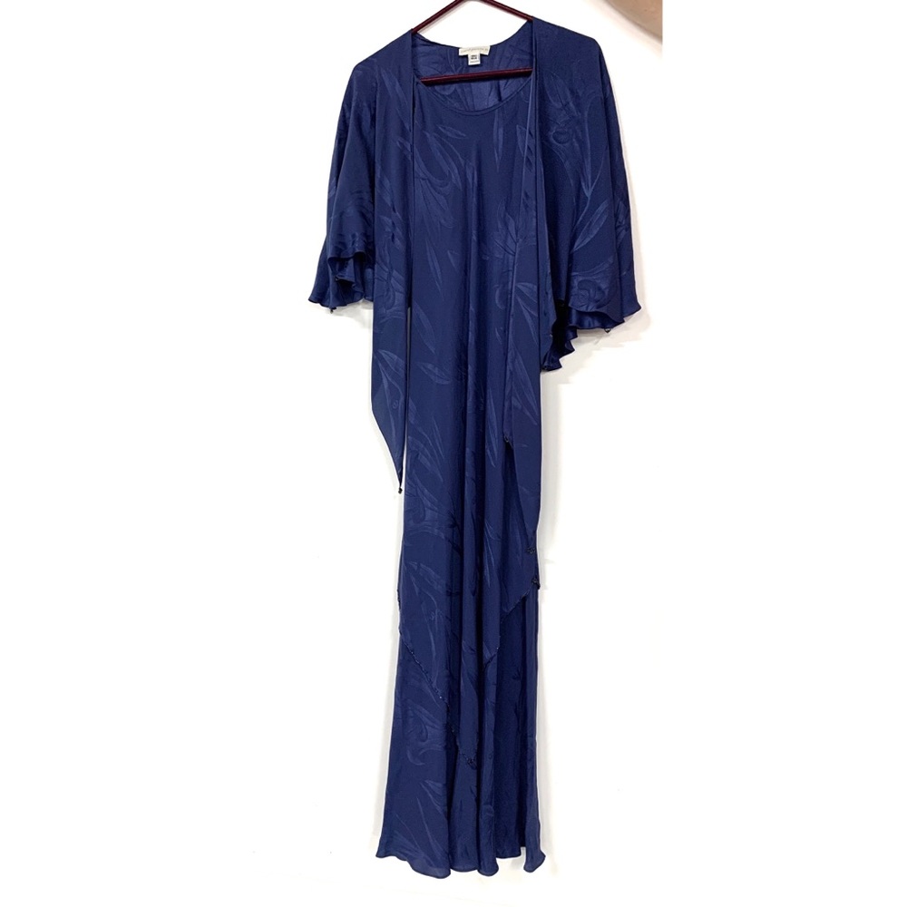100% silk Carol Peretz gown
